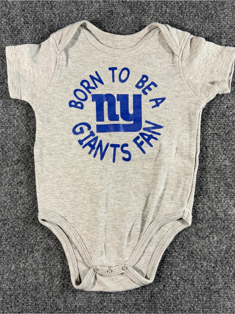 NFL NY Giants Baby Body Suit Size 12 Months Born To Be A New York Giants Fan